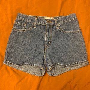 Levi shorts